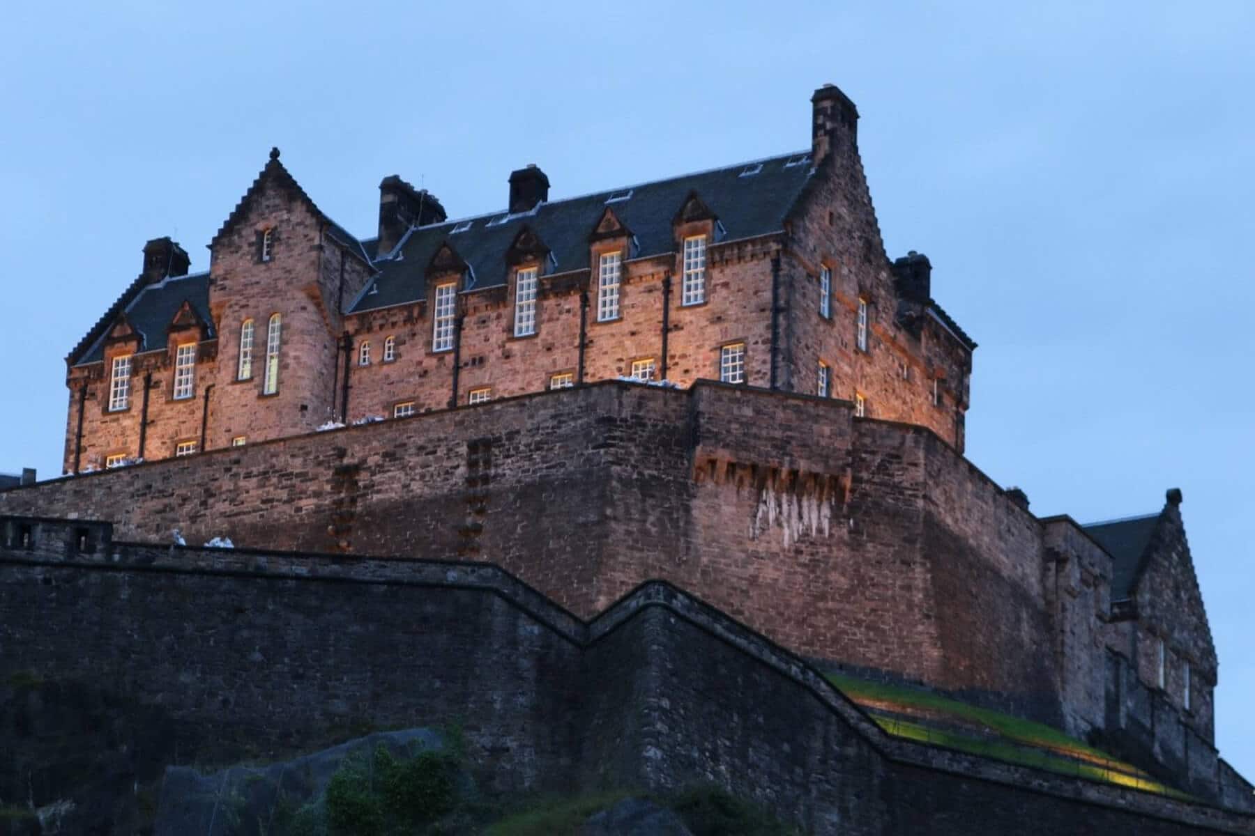 A photo of Edinburgh Castle in the gathering twilight